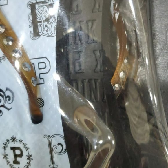 NWT PINK Victoria's Secret Light Blue Flip Flops - Picture 2 of 3